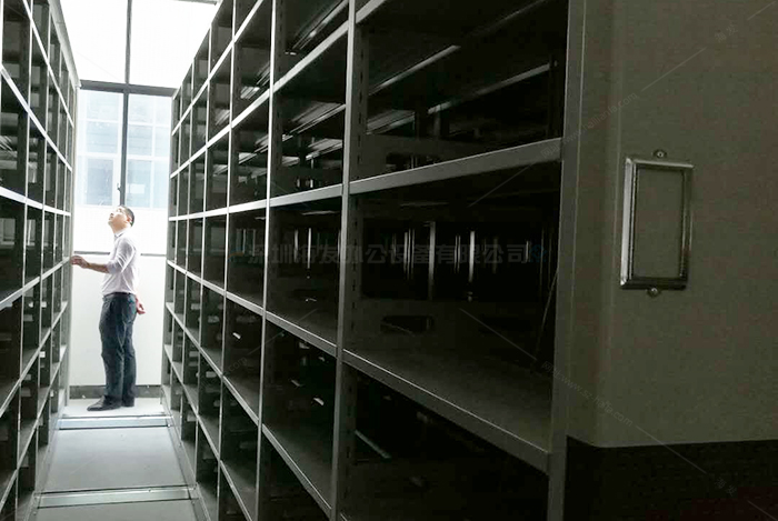 找專業(yè)密集架廠家、密集柜廠家、智能密集架公司、手動密集架廠家選海發(fā)